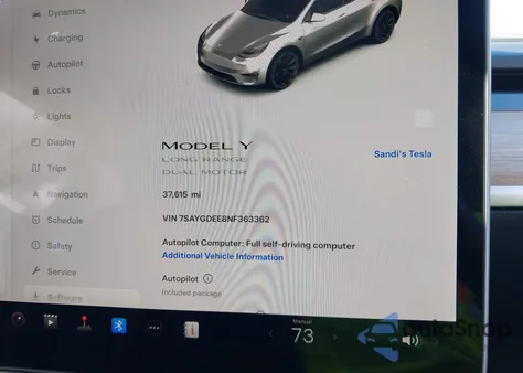 2022 Tesla Model Y Long Range Dual Motor All-Wheel Drive z USA, uszkodzony, nr VIN 7SAYGDEE8NF363362